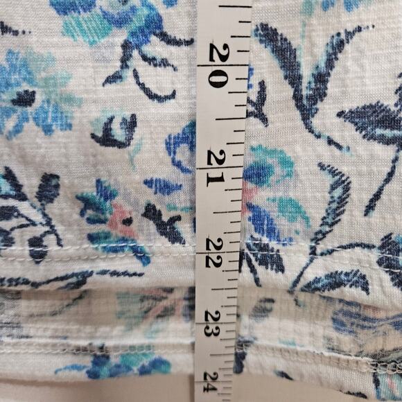 LC Lauren Conrad Floral Flowy White Blue Blouse Size 4X - Picture 7 of 8